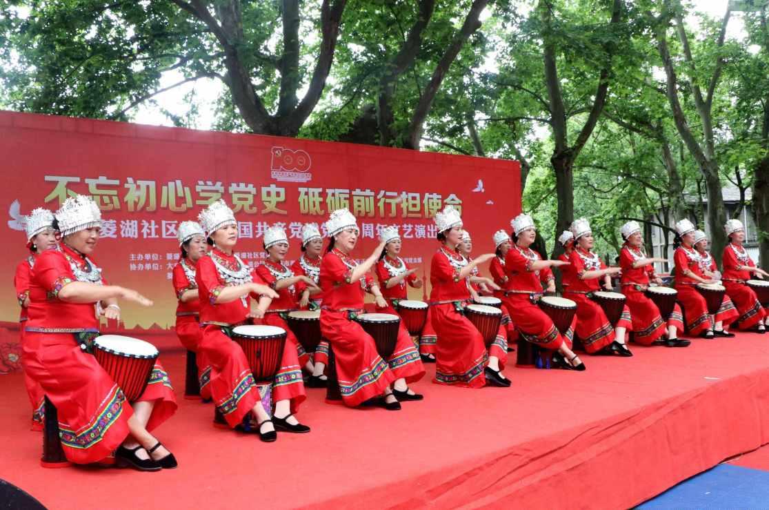 孔乡学子走入博物馆:用双眼明察“古往今来迷人之处”